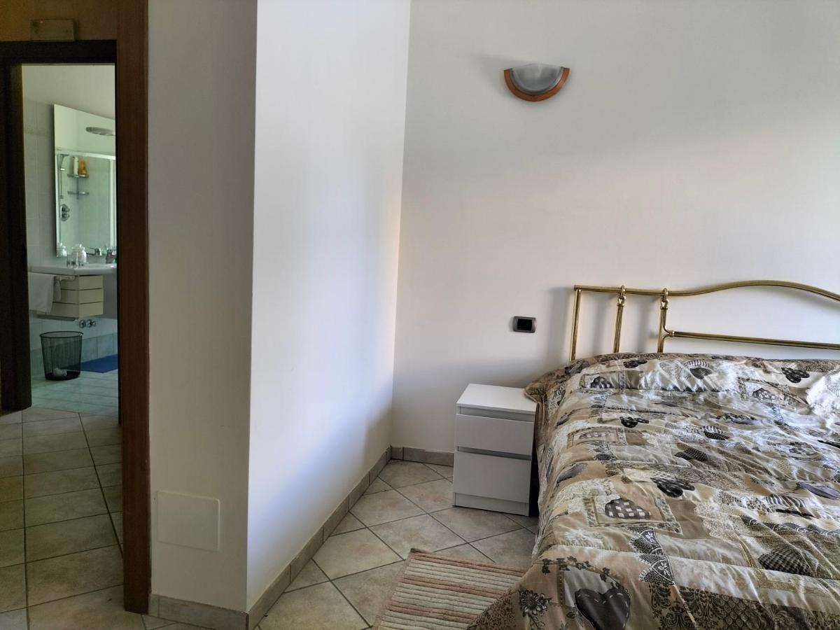 B&B Verena, Casa Ferrari 콜론넬라 외부 사진