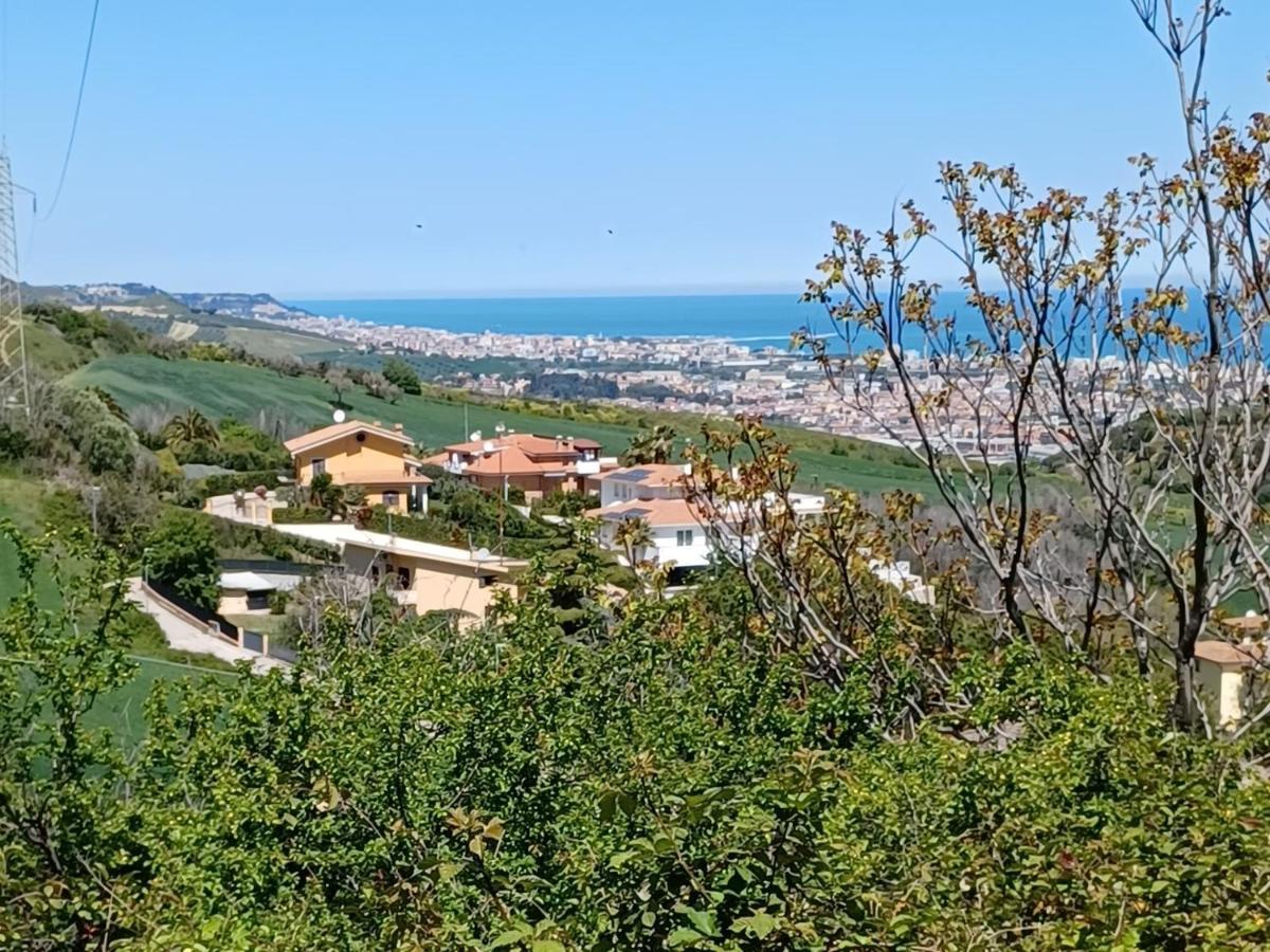 B&B Verena, Casa Ferrari 콜론넬라 외부 사진